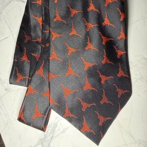 Varsity vests longhorn tie